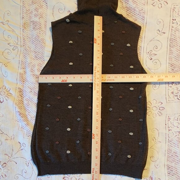 Crea Concept avant-garde sleeveless turtleneck - Picture 2 of 6